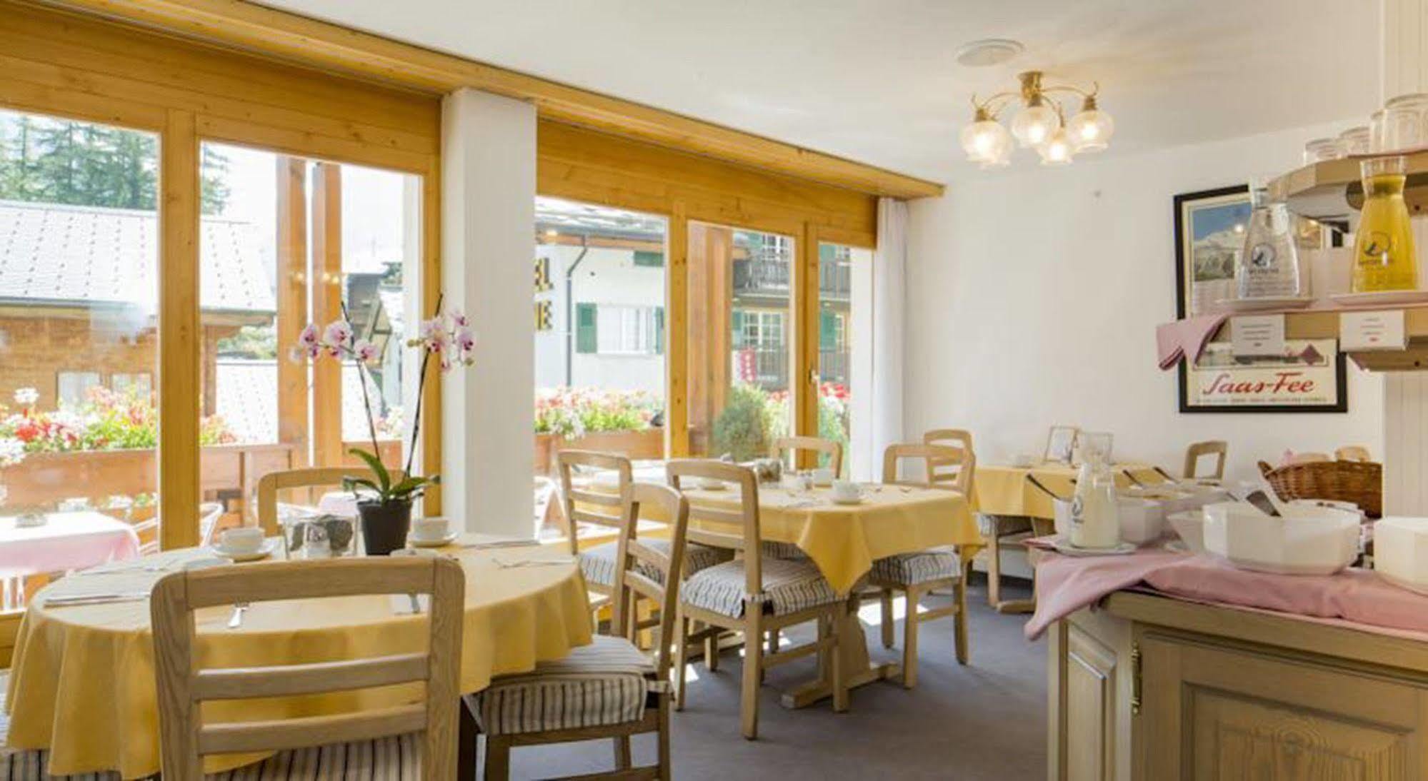 Hotel Restaurant Gabriel Scuol Bagian luar foto